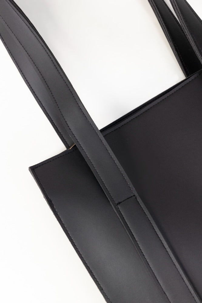 Black Shoulder Bag IWB-SHB24-016