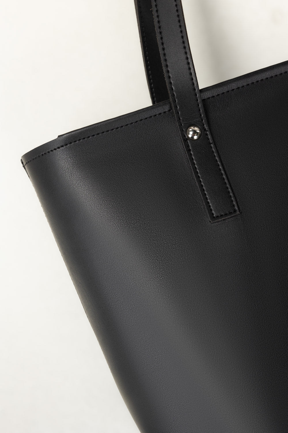 Black Handbag IBS-HDB25-027