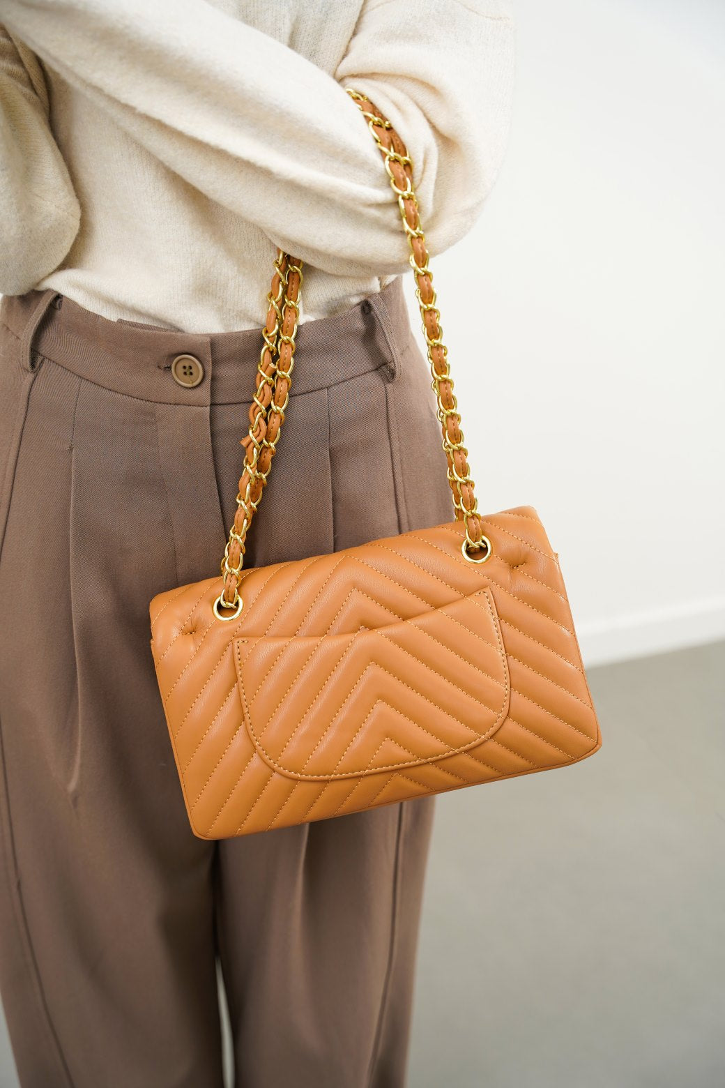MEDIUM HOLIDAY HANDBAG