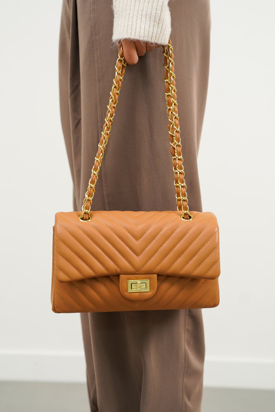 MEDIUM HOLIDAY HANDBAG