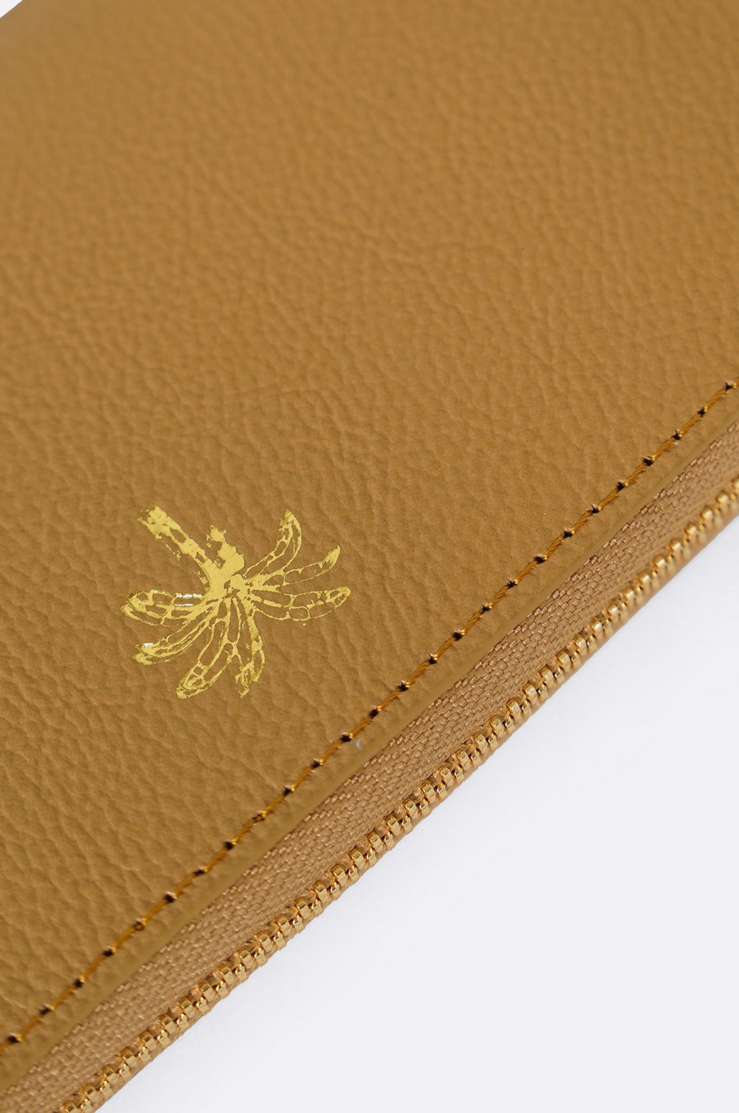 RESORT LEATHER WALLET